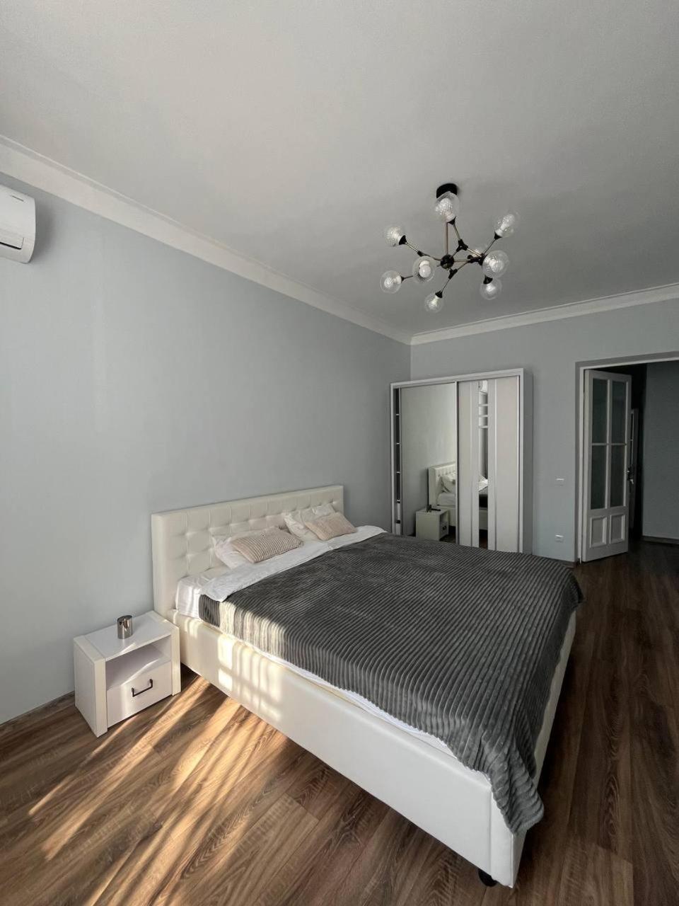 Apartment Ultracentral 2bd With Terrace *